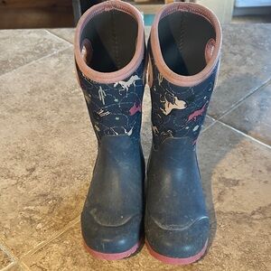 Bigs Kids' Navy and Pink Horse Patterned Boots